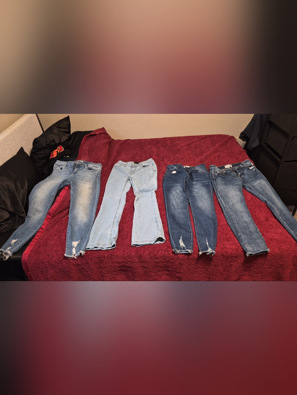 Women's Distressed Blue Denim Jeans - Classic Fit